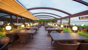 بهترین فودکورتهای تهران: کورش مال