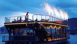 عجیب‌ترین کافه‌های تهران: کشتی رویال لانژ