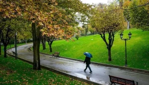 بهترین مکان‌های تهران برای پیاده روی پاییزی: پارک ملت