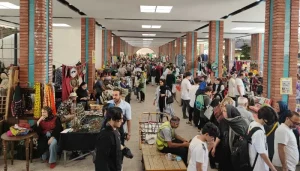 بهترین مرکز خریدهای لباس زمستانه در تهران: جمعه بازار پروانه