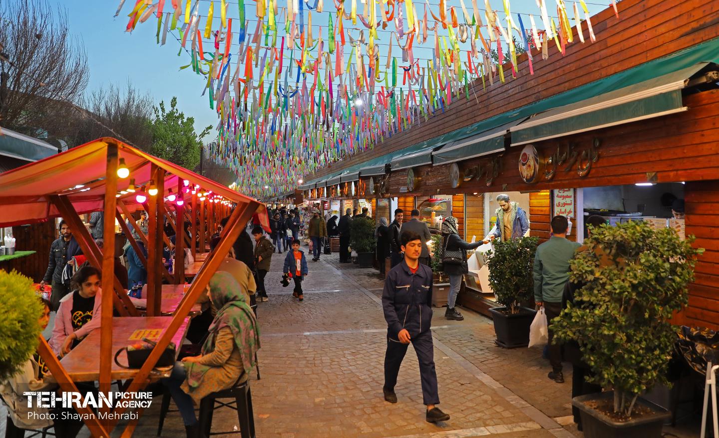 گذر گردشگری باب همایون 17