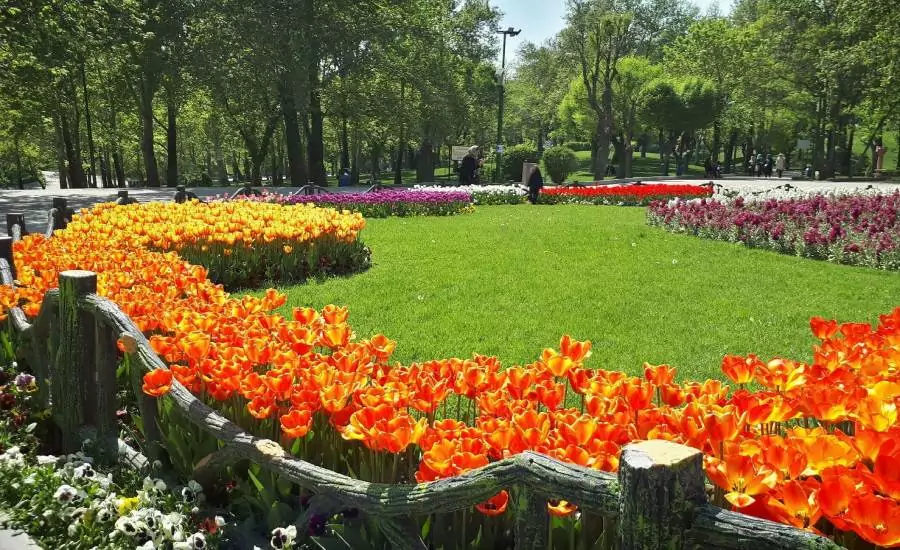 پارک‌های نزدیک مترو تهران