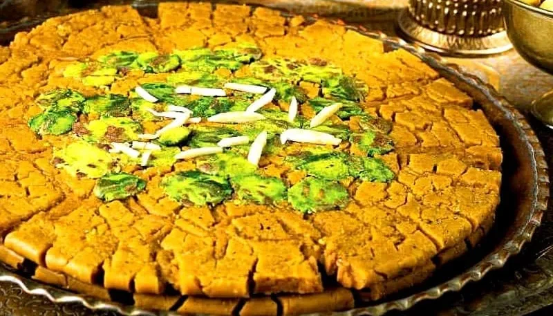 بهترین فروشگاه گز و سوهان در تهران